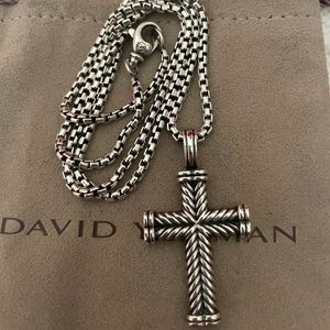 David Yurman Chevron Cross Pendant & 1.7 mm chain